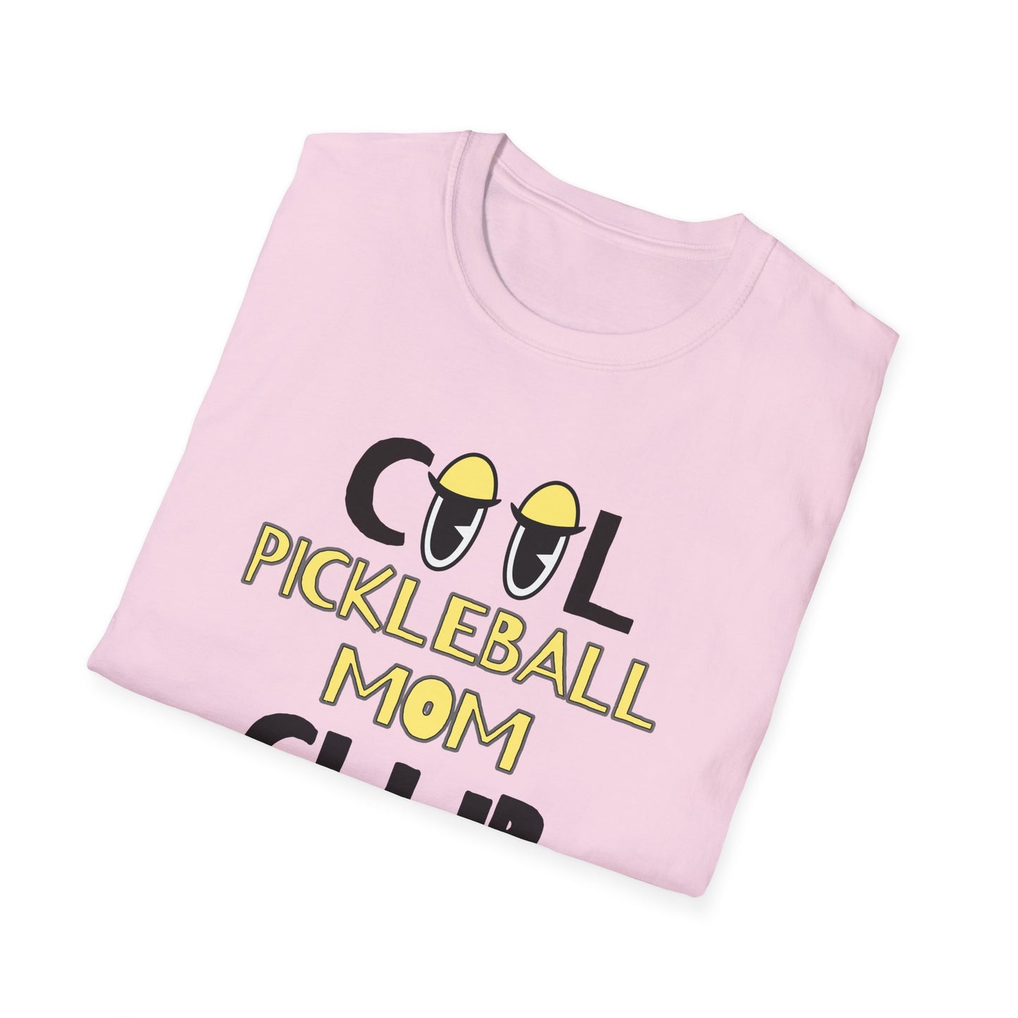 Cool Pickleball Mom Tee.