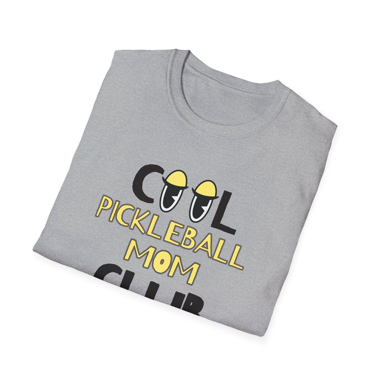 Cool Pickleball Mom Tee.