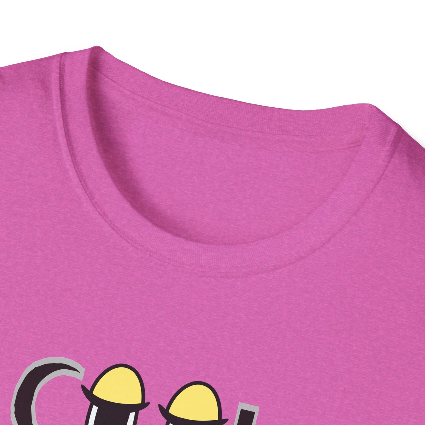 Cool Pickleball Mom Tee.
